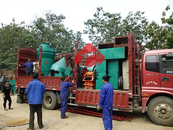 1580796948157413.jpg 湖北宜昌興山縣3R雷蒙磨發(fā)貨 (1).jpg